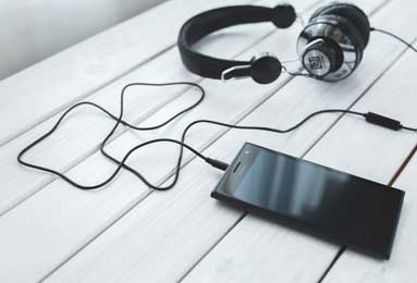 詹姆斯：退役巡演可能性50% 效力湖人我很开心