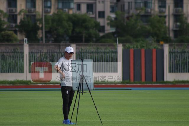 v站-韩国亚运队二番战剑指“双赢” 全北快马：我要进球！