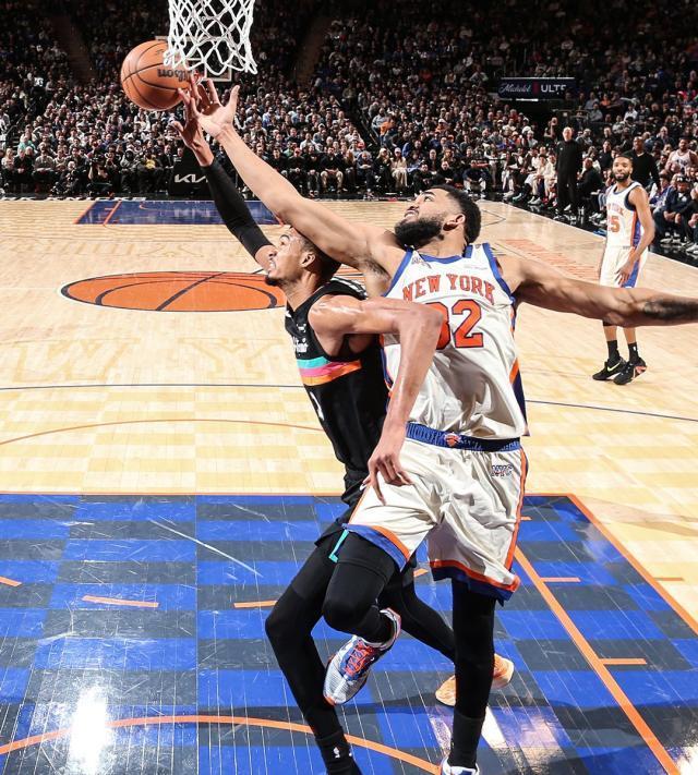 v站-89分赛季新低！尼克斯筑起铁桶阵，终结马刺11连胜